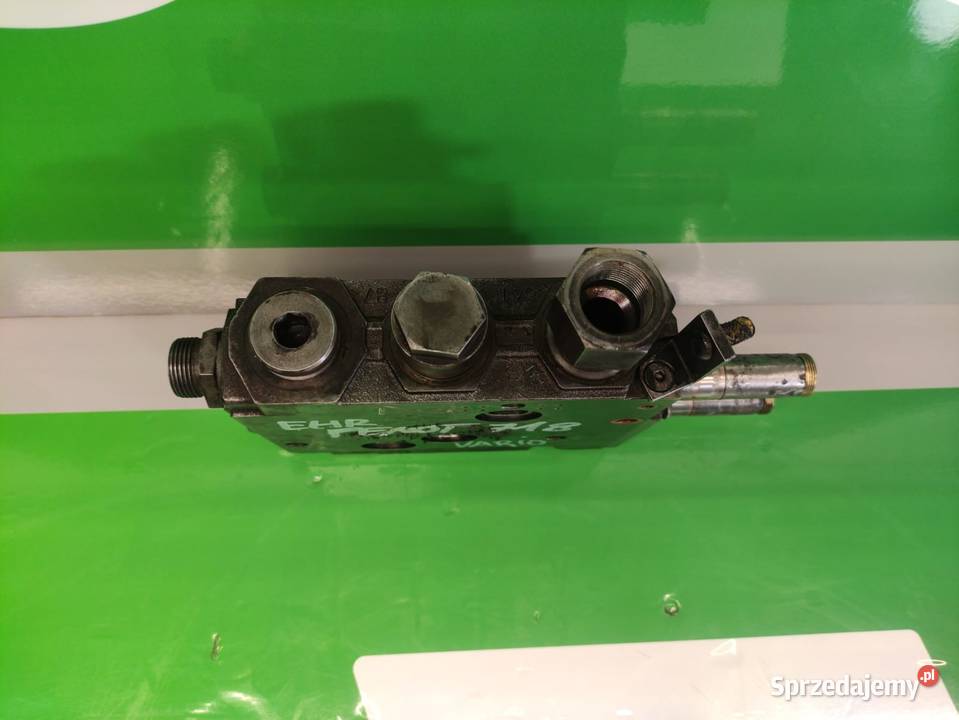 Sekcja rozdzielacza EHR G930960030014 Fendt 714 Rolnictwo Wilkowo sprzedam