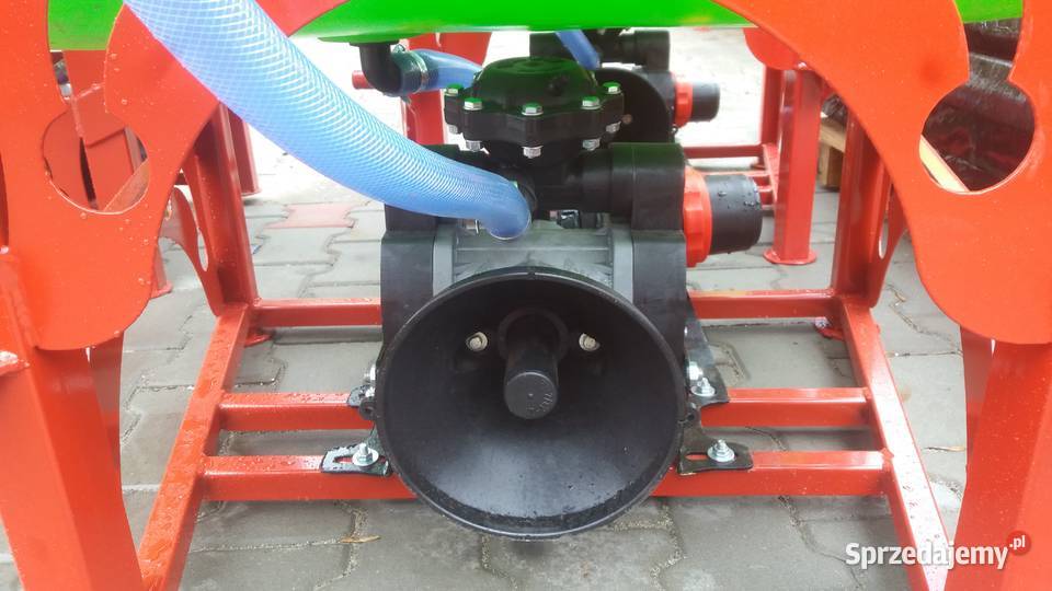 polowy opryskiwacz 300l10m lubelskie Janów Lubelski
