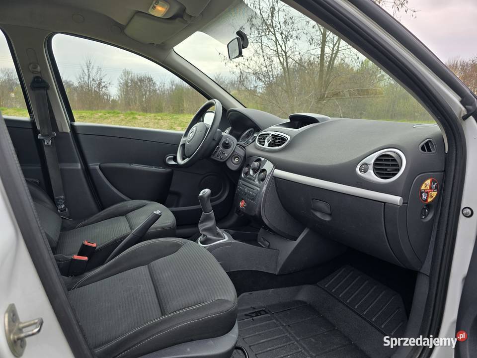 Renault Clio 15 dCi Alize HAK faktura VAT Długi 75KM Clio Wrocław