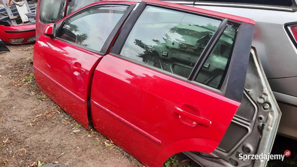 drzwi lewe Ford Mondeo mk3 kombi bez korozji Dębno