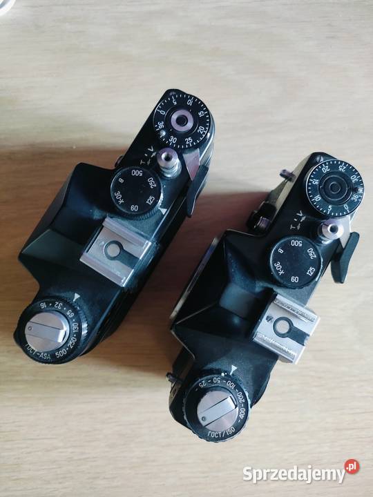 Aparaty fotograficzne Zenit 12XP 2 sztuki łódzkie Zduńska Wola