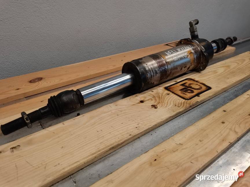 Holland LM 435 Siłownik wspomagania Pozostałe Wilkowo sprzedam