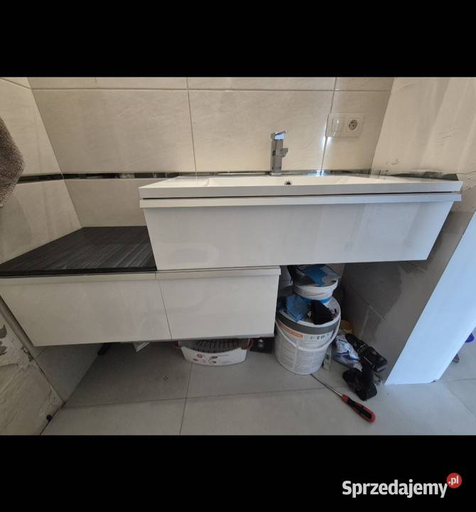 Szafka łazienkowa z umywalką Zendek