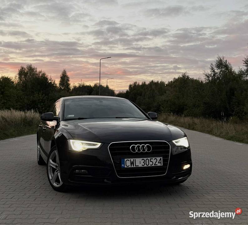 Audi A5 18 222 Sportback 2012r Czarna Hatchback Łódź