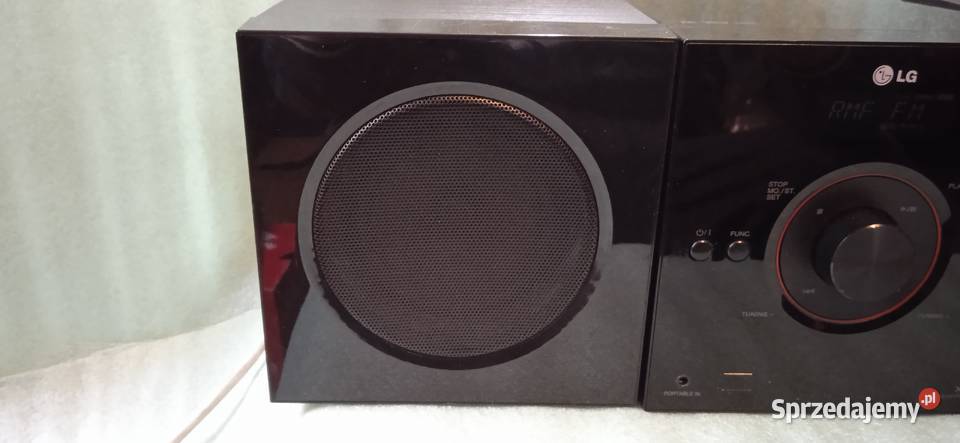 Wieża LG XA12Złącze Portable In