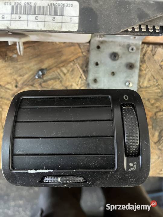 Passat b5 kratka nawiewu prawa pasażer Płock