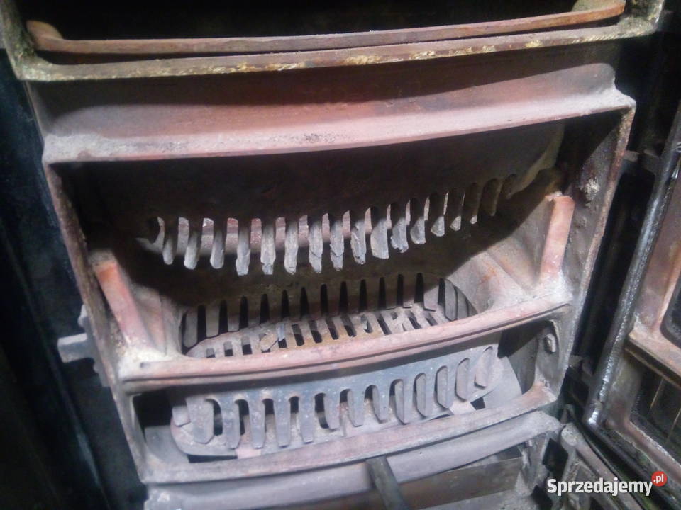 Piec z fajerkami Kominek zeliwny 1959 Vintage Borcz