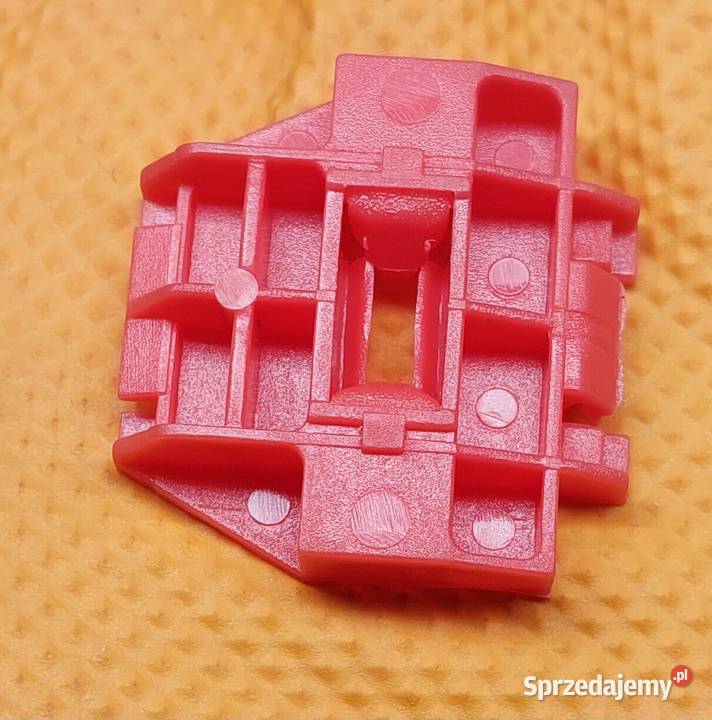 SPINKA MOCOWANIE LISTWY BOCZNEJ RENAULT LAGUNA I Mielęcin