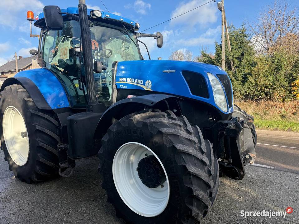 Ciągnik Rolniczy Holland T7250 AutoComand pro Nowa Ruda