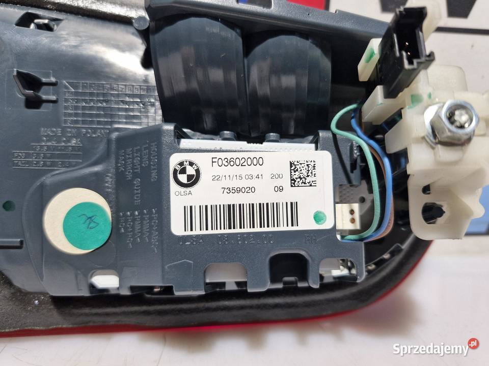 BMW F20 F21 LIFT LAMPA TYŁ PRAWA W KLAPĘ sprzedam