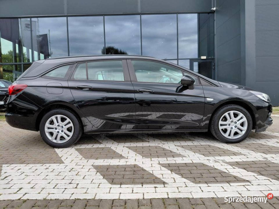 Opel Astra 2016r ASO SALON CZUJNIKI PARKOWANIA 144382km małopolskie sprzedam
