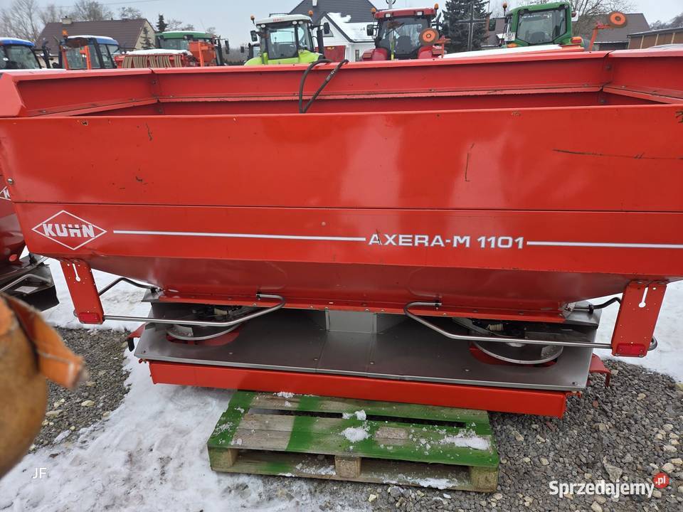 Rozsiewacz KUHN AXERA M1101 Ładny Stan Duży Kuhn Rozsiewacze nawozów Gąsewo