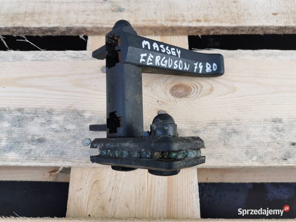 Massey Ferguson serii 6400 klamka szyby Wilkowo