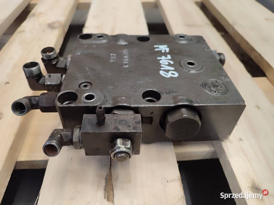 Zawór hydrauliczny Hamulcy 0011355291 Massey Pozostałe wielkopolskie Wilkowo