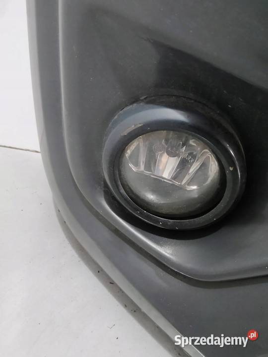 ZDERZAK PRZÓD HALOGENY DO POPRAWEK Toyota ProAce