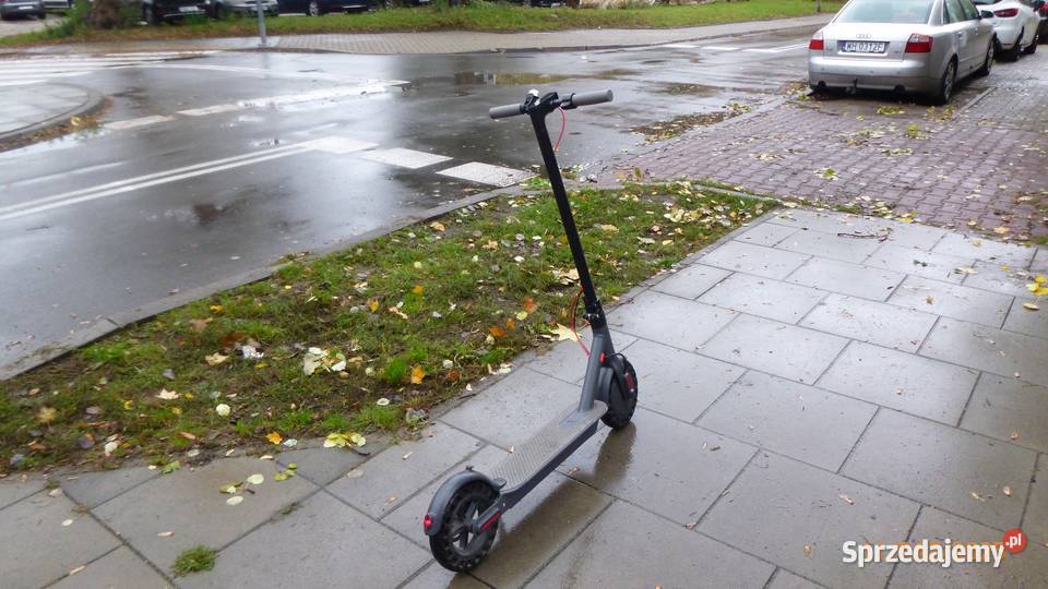 Hulajnoga klon xiaomi m365 sprawna prawie nowa Warszawa sprzedam
