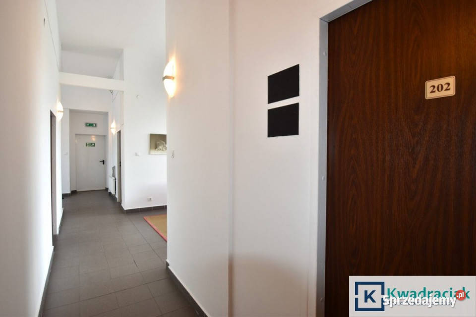 Lokal 194m2 Sanok sprzedam