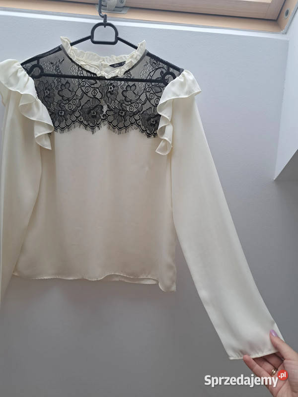 Elegancka bluzka Zara z koronką i falbanką pomorskie Trąbki Wielkie