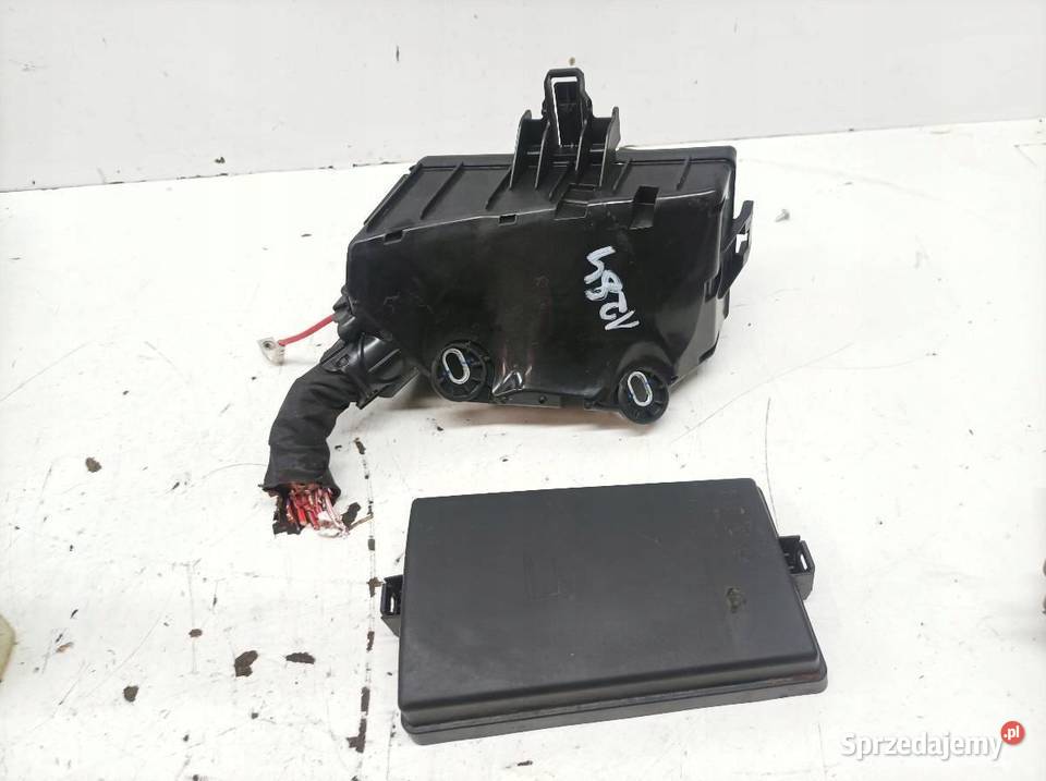 SKRZYNKA BEZPIECZNIKÓW 5Q0907361G 20 D Skoda Skrzynki bezpieczników świętokrzyskie