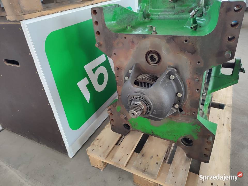 Dyferencjał R182122 JOHN DEERE 7820 Pozostałe Wilkowo sprzedam
