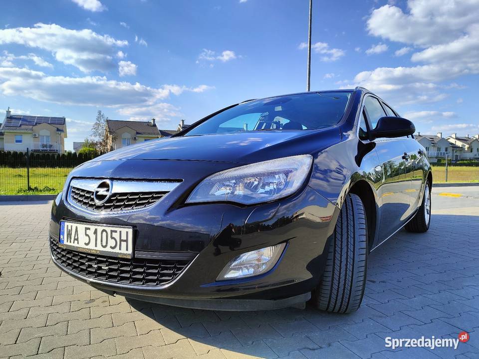 Opel Astra J 14 T 140 podgrzewane fotele Warszawa