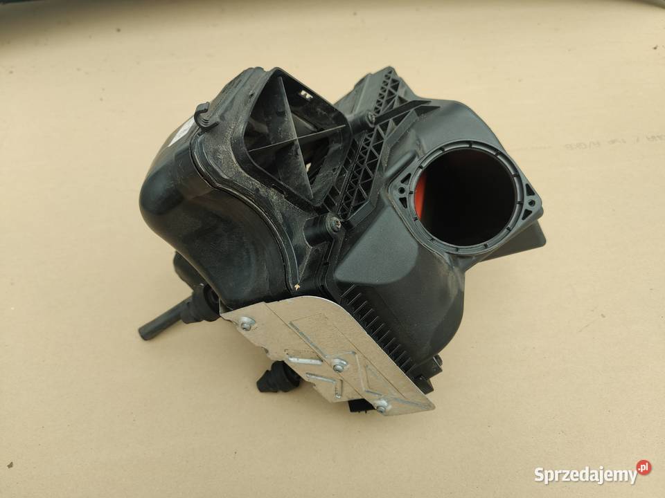 OBUDOWA FILTRA POWIETRZA AUDI Q5 osobowe Łódź