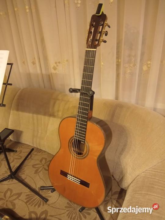 Gitara Klasyczna z pokrowcem w stanie na Gitary i akcesoria Ełk