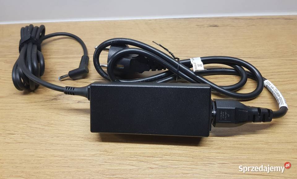 HP TPNLA15 741727001 Oryginalny zasilacz 45W Golina