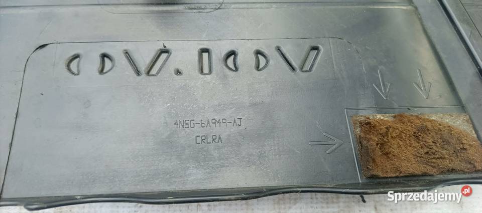 Osłona silnika Volvo v50 20 benzyna łódzkie Łowicz sprzedam