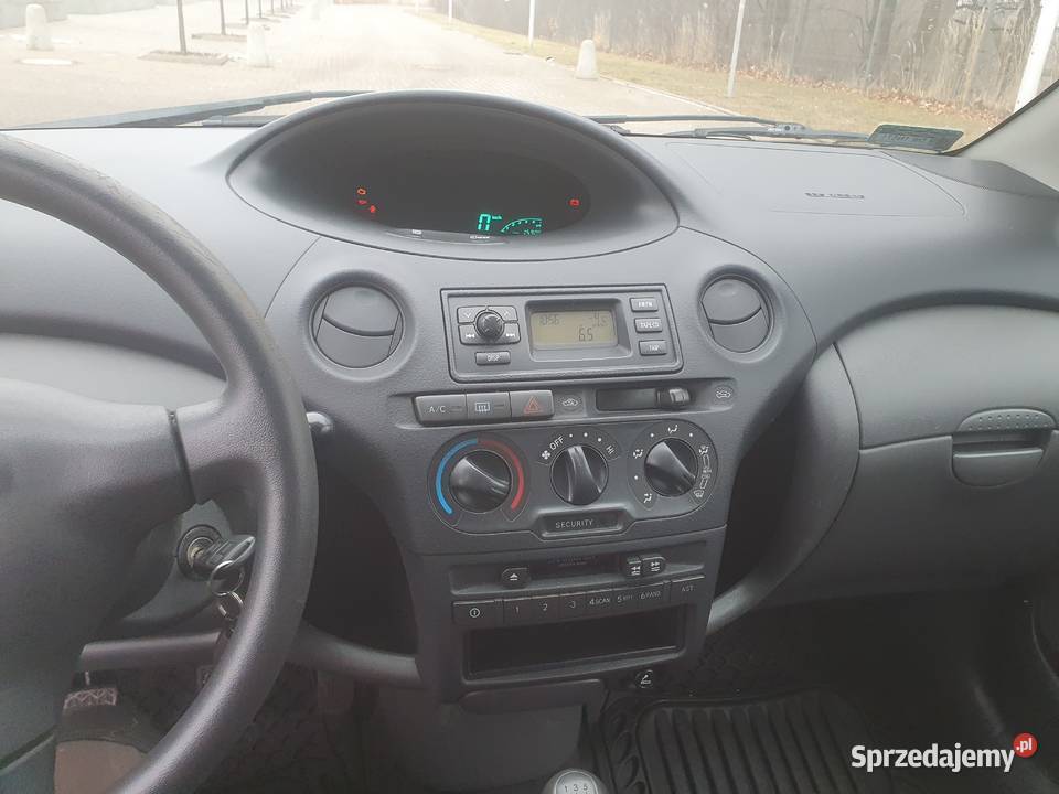 Toyota Yaris 10 dolnośląskie