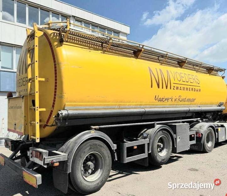 Naczepa cysterna do paszy Welgro ciagnik Daf z Biała Podlaska
