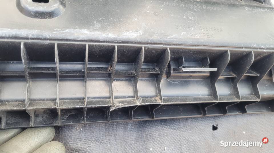 skoda superb iii sedan osłona pasa tylnego Ruda Śląska