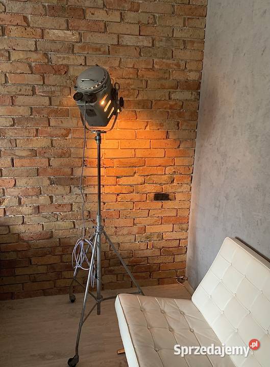 Lampa teatralna zabytek prl loft Poznań