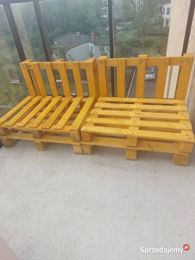 Palety małe meble na taras pomalowane