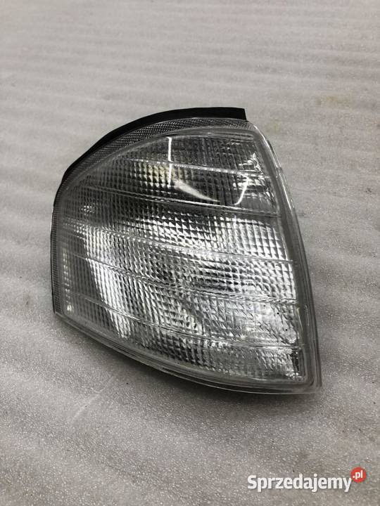 HALOGEN PRAWY PRZÓD MERCEDES CKLASA W202 LIFT EU osobowe