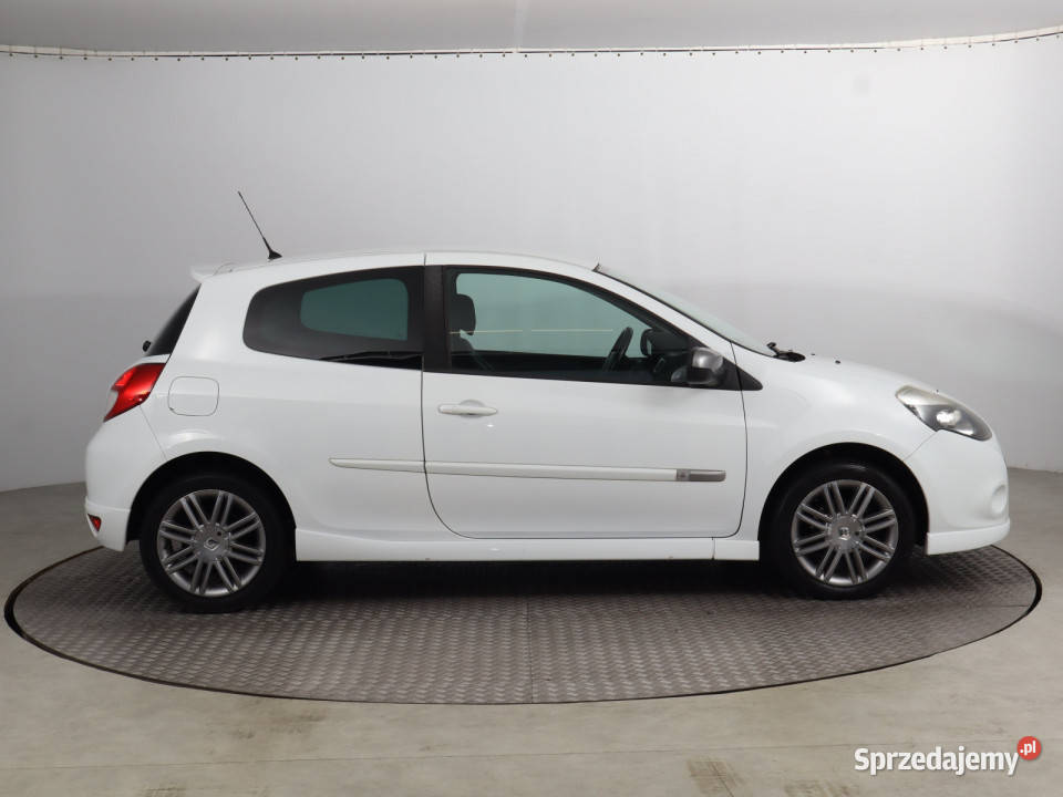 Renault Clio 16 GT nieuszkodzony Bielany Wrocławskie