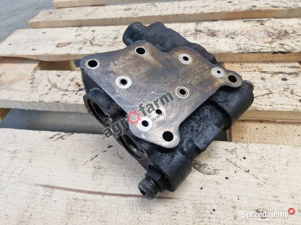 Blok hydrauliczny Case Magnum 235 250 260 280 Byków