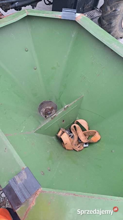 Rozsiewacz Amazone 402 Amazone