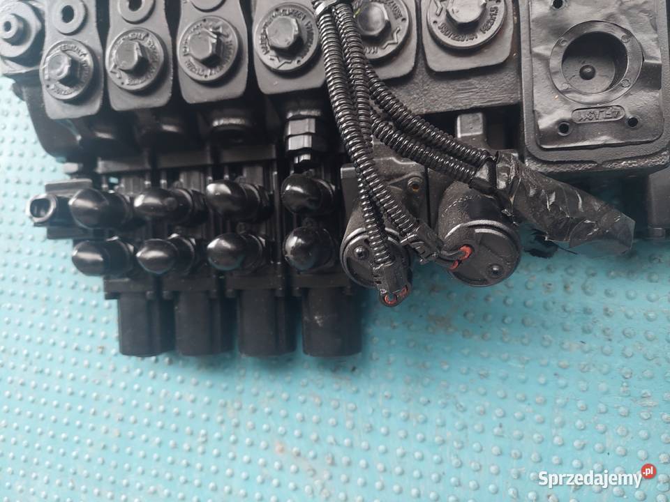 6 Sekcji Rozdzielacz Manitou 113700098 HYD 21498 świętokrzyskie Kielce