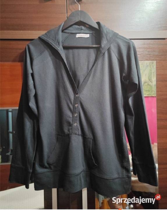 Bluza czarna z kapturem Piaseczno