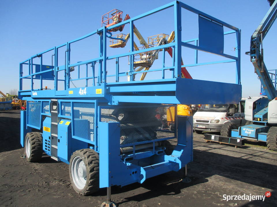 Podnośnik nożycowy spalinowy Genie GS 4390 RT sprzedam