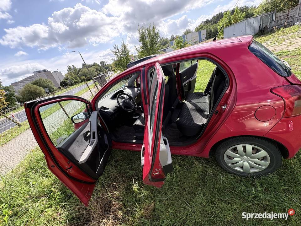 Toyota yaris Yaris łódzkie Bełchatów