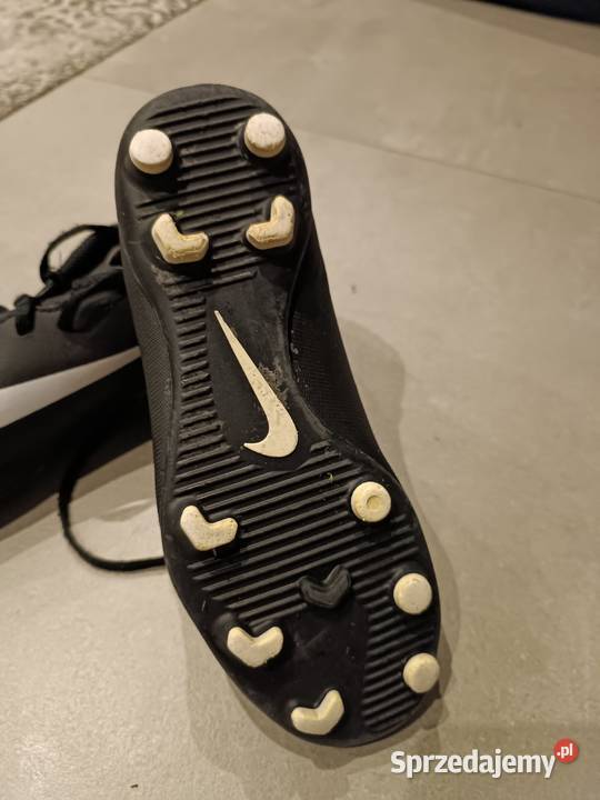 Korki piłkarskie NIKE lubelskie Sól sprzedam