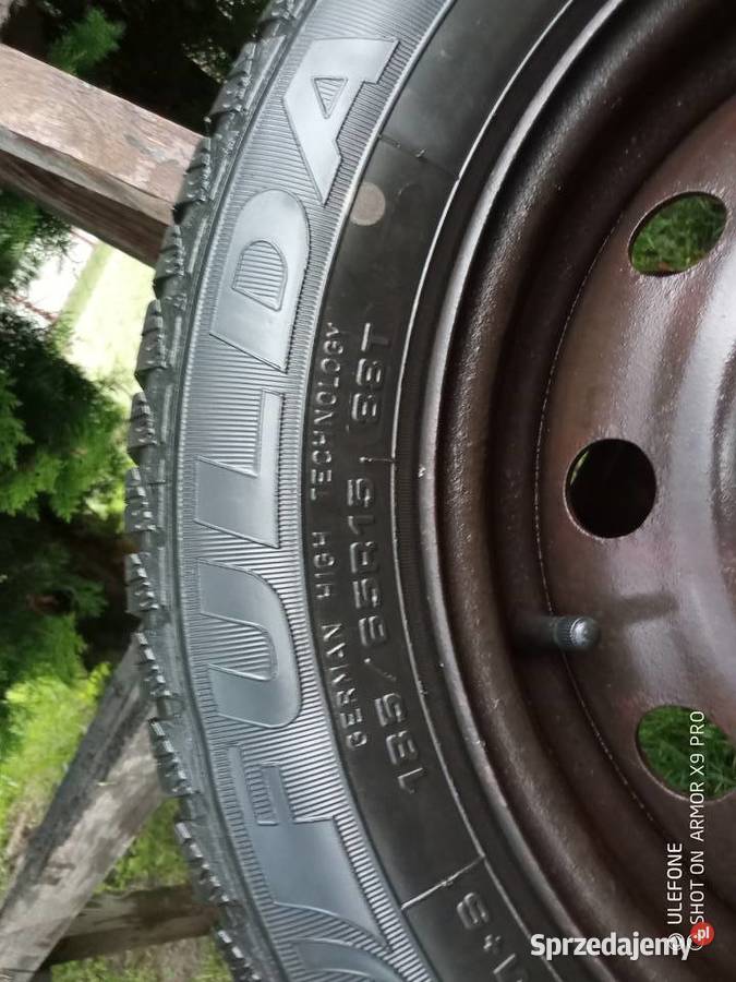 sprzedam koła felgi stalowe scenik 1 lif 15 cal Strzelno