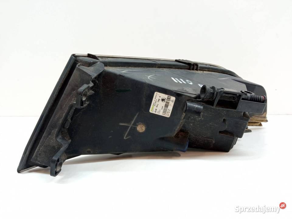 HALOGEN PRAWY PRZÓD 6V0941700A Skoda Fabia III