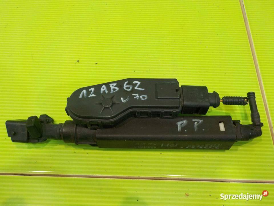 VOLVO V70 III 08r spryskiwacz lampy prawy przod Wycieraczki i spryskiwacze Suków