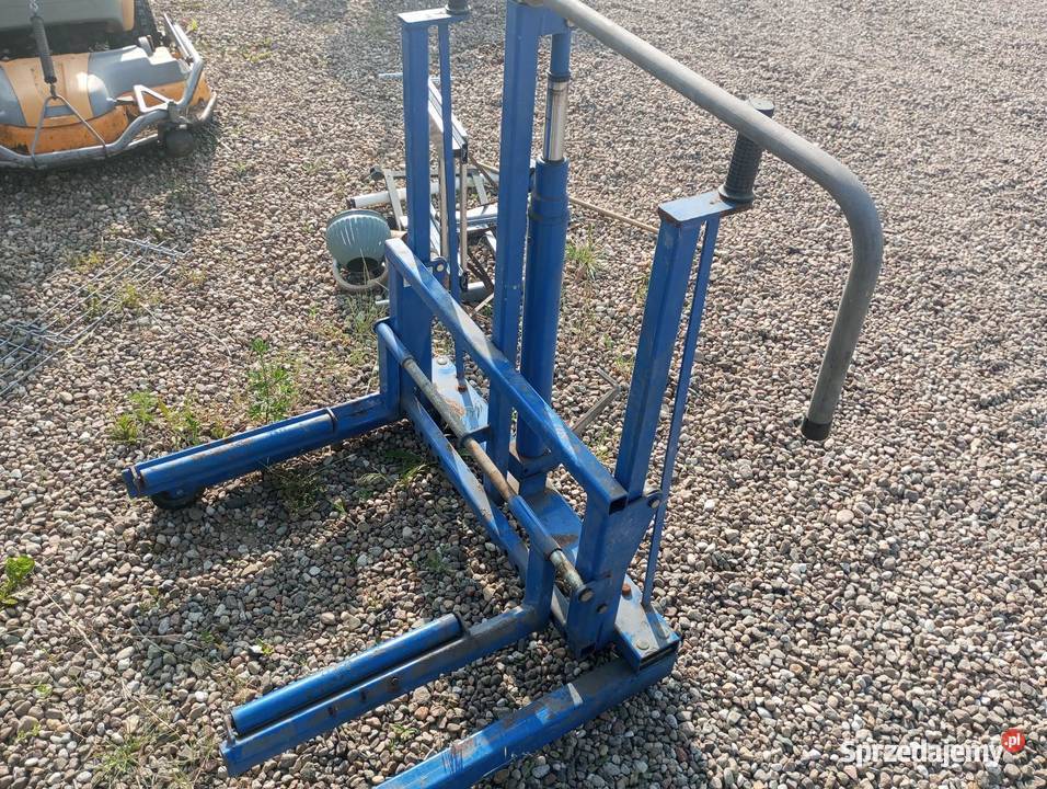 Wózek do montażu kół Buk