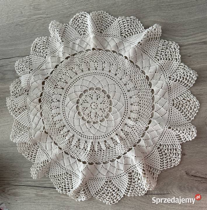 Serweta szydełko śr 60 biała Łódź