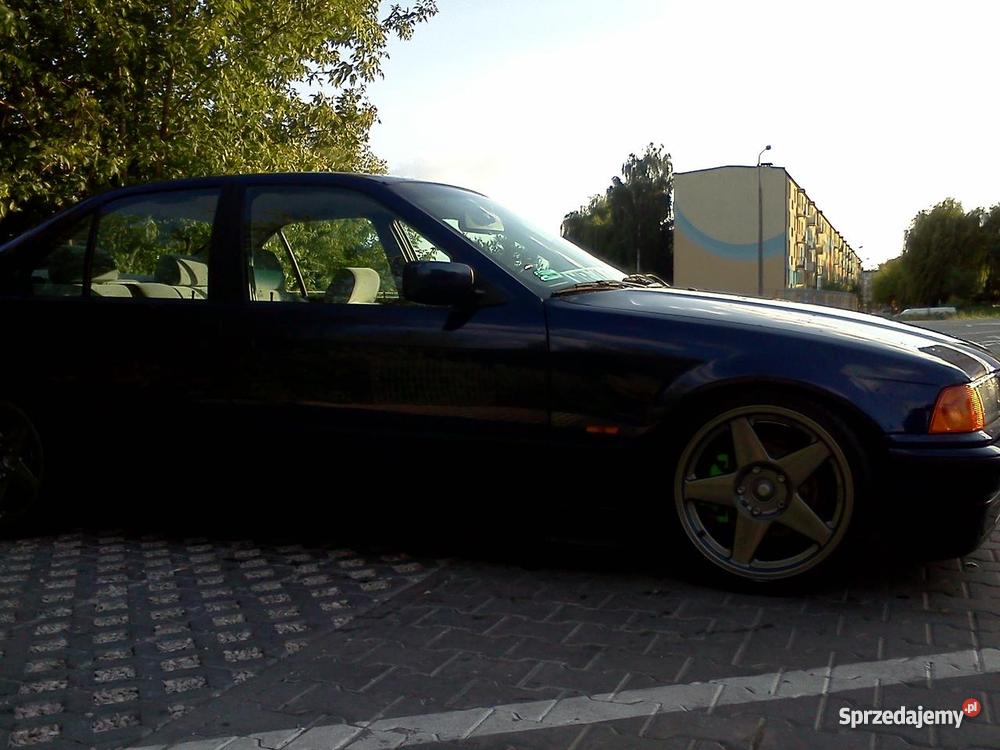 AZEV A 75 17 et30 kozaki Z NOWYM LAKIEREM BMW 5 Radom