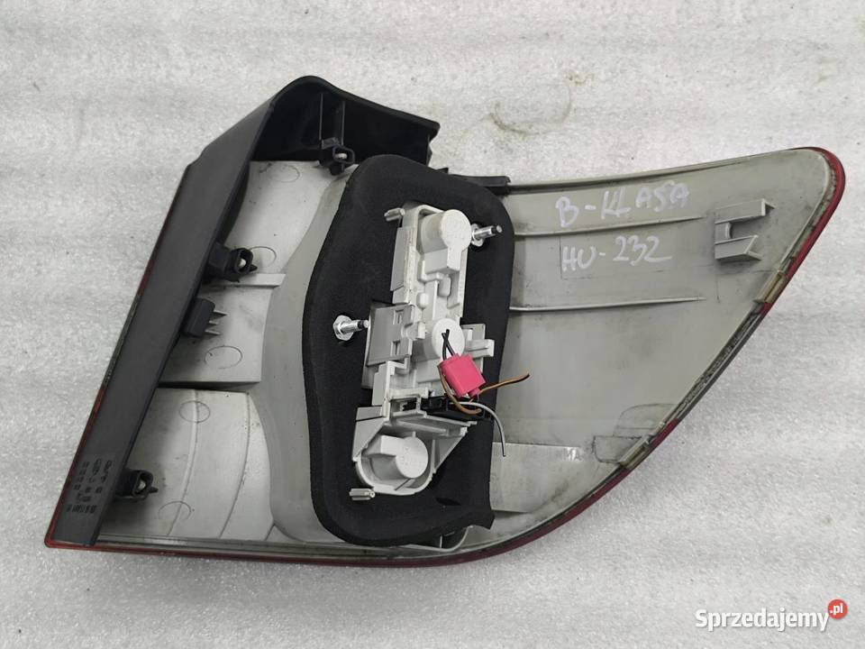 LAMPA LEWY TYŁ MERCEDES B KLASA W245 A1698202564